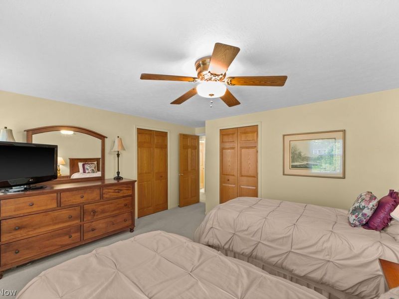 28511 Knickerbocker Road , Bay Village, OH 44140 Photo 35