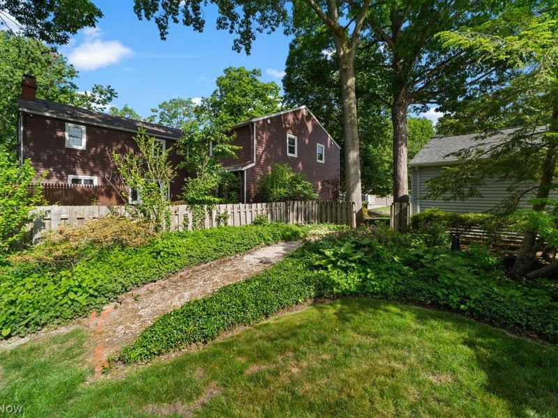 28511 Knickerbocker Road , Bay Village, OH 44140 Photo 45