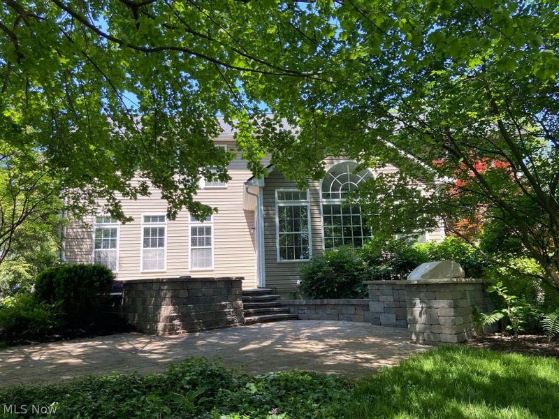 700 Chilham Circle , Green, OH 44685 Photo 5