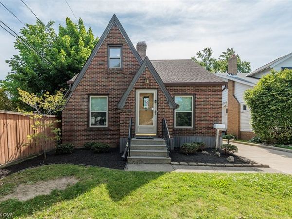3675 W 165th Street , Cleveland, OH 44111