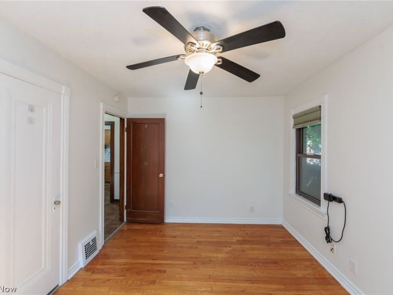 3675 W 165th Street , Cleveland, OH 44111 Photo 13