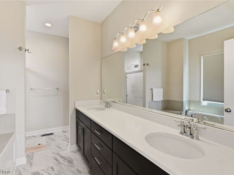 10155 Brookhaven Lane , Brecksville, OH 44141 Photo 22