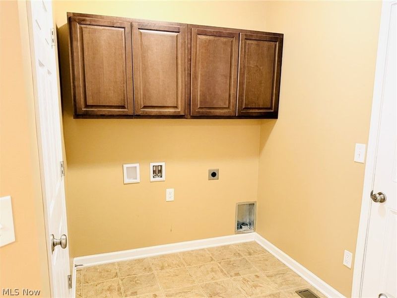 10329 Redbud Drive, Aurora, OH 44202 Photo 30