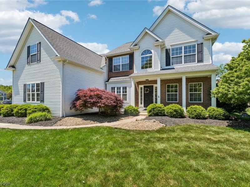 31904 Fieldstone Circle , Avon Lake, OH 44012 Photo 1