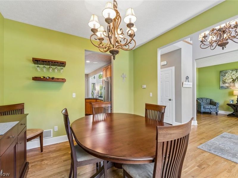 31904 Fieldstone Circle , Avon Lake, OH 44012 Photo 12