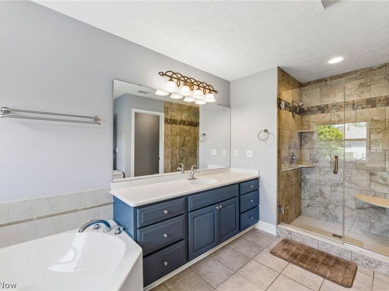 31904 Fieldstone Circle , Avon Lake, OH 44012 Photo 22