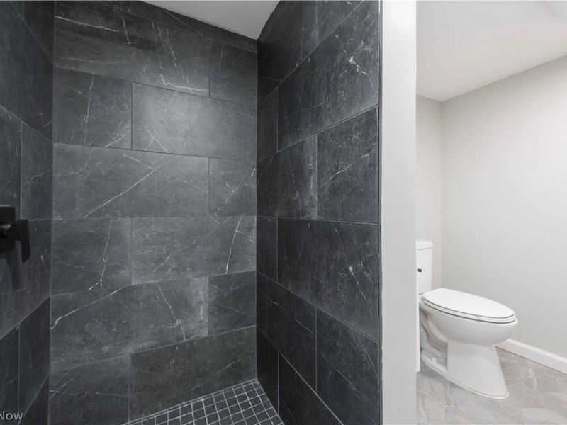 6185 Ridgebury Boulevard , Mayfield, OH 44124 Photo 29