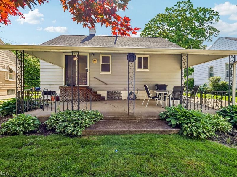 1904 Tonawanda Avenue , Akron, OH 44305 Photo 26