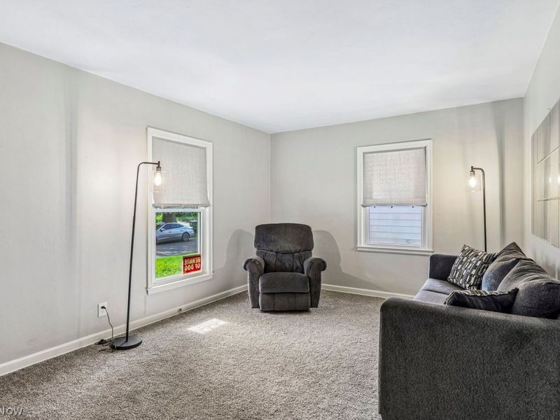1904 Tonawanda Avenue , Akron, OH 44305 Photo 8
