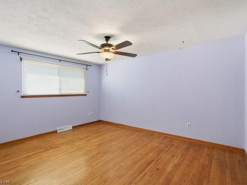 6407 Parkland Avenue , Brook Park, OH 44142 Photo 12