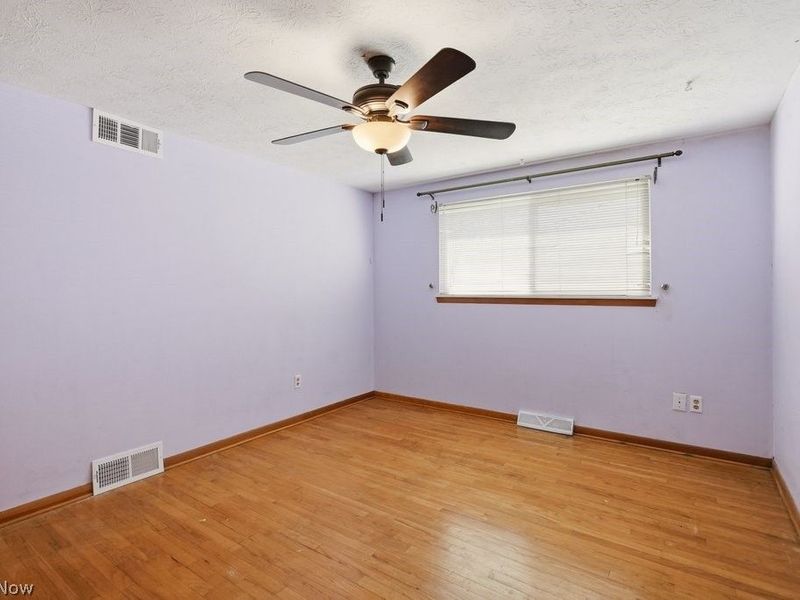 6407 Parkland Avenue , Brook Park, OH 44142 Photo 13