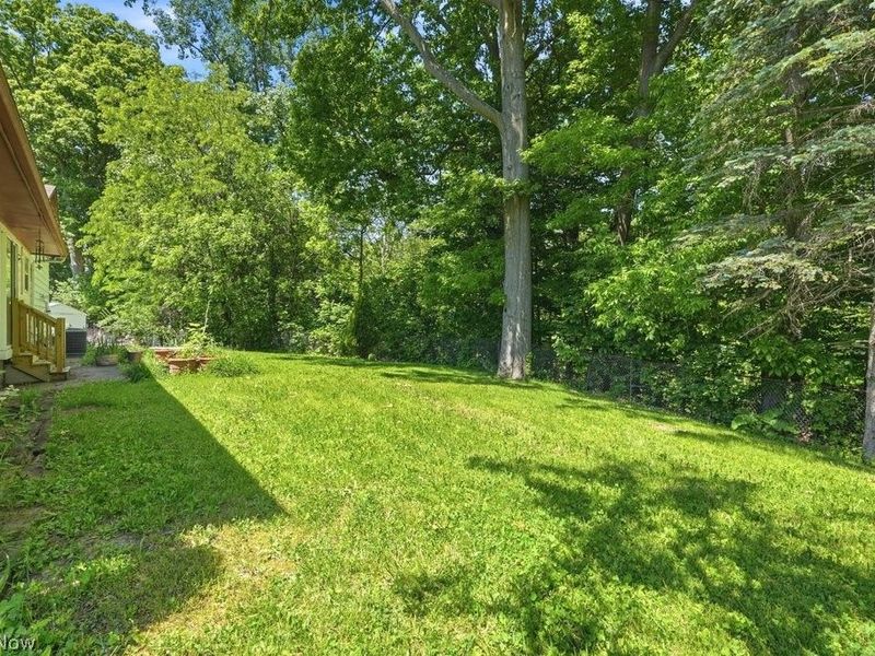 6407 Parkland Avenue , Brook Park, OH 44142 Photo 25