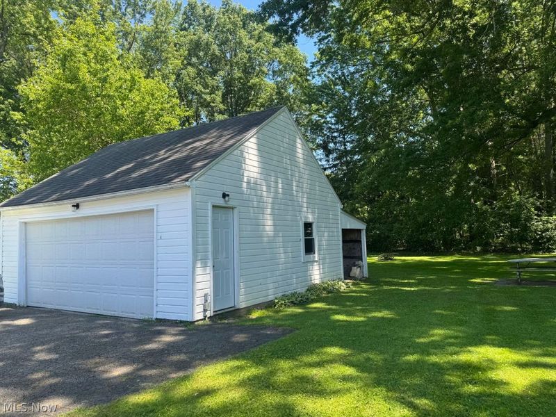 224 Oakwood Street , Elyria, OH 44035 Photo 25
