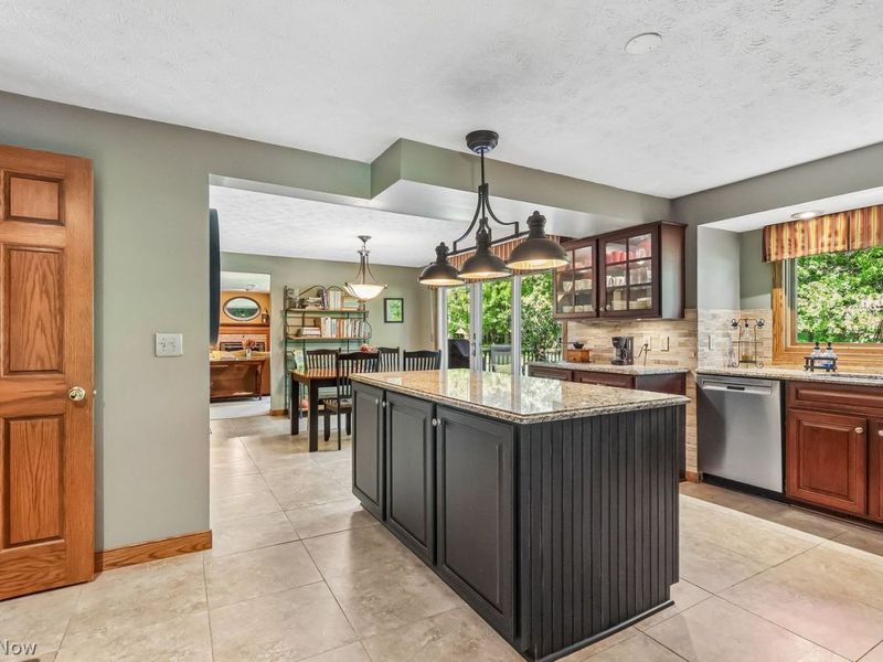 7307 Thornapple Lane , Solon, OH 44139 Photo 14