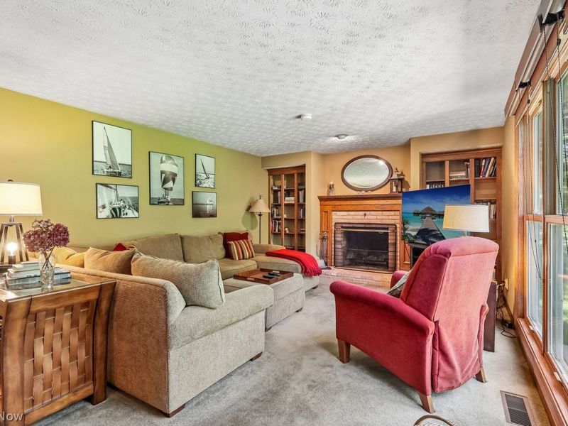 7307 Thornapple Lane , Solon, OH 44139 Photo 5
