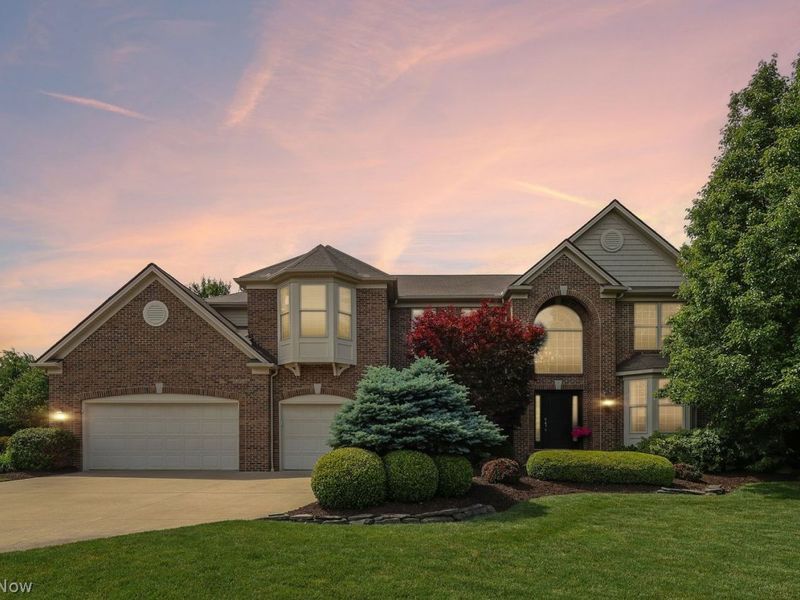 11850 N Churchill Way , Strongsville, OH 44149 Photo 1