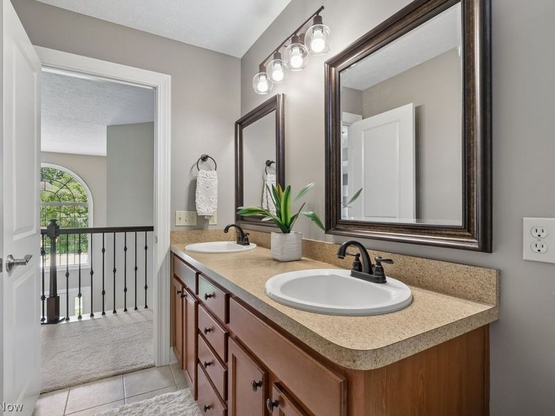 11850 N Churchill Way , Strongsville, OH 44149 Photo 34