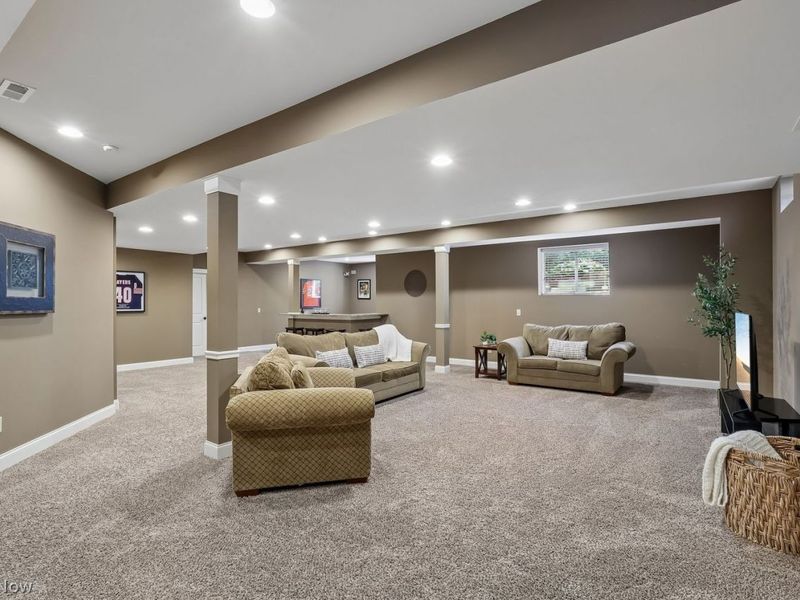 11850 N Churchill Way , Strongsville, OH 44149 Photo 38