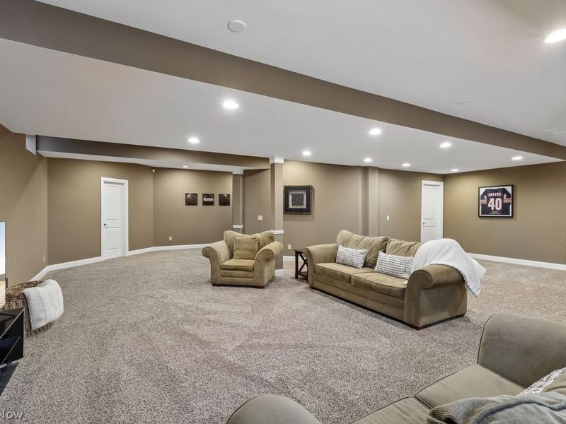 11850 N Churchill Way , Strongsville, OH 44149 Photo 39