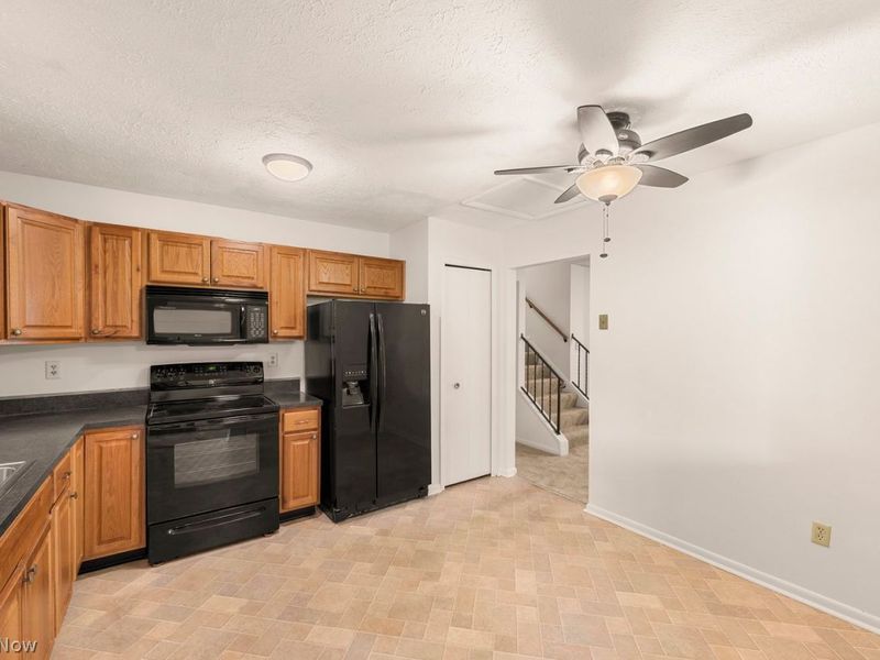 19622 Hunt Road , Strongsville, OH 44136 Photo 15