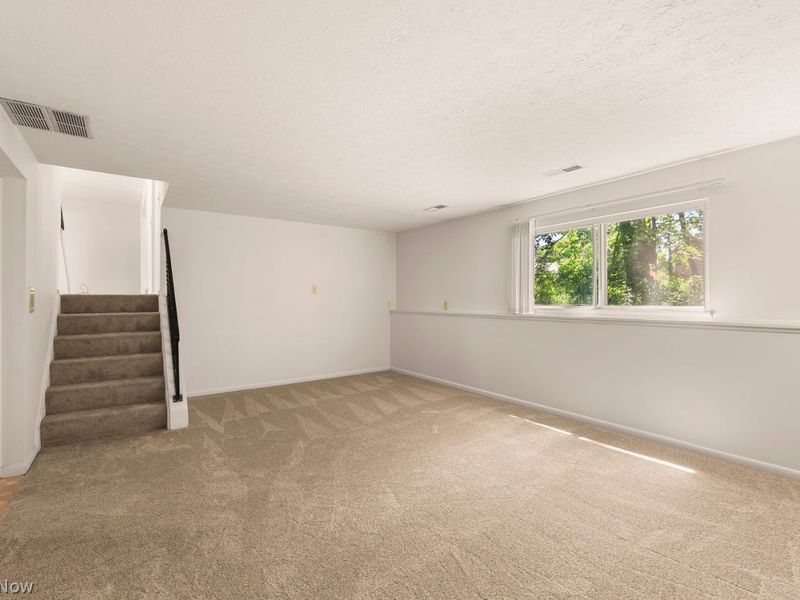 19622 Hunt Road , Strongsville, OH 44136 Photo 17