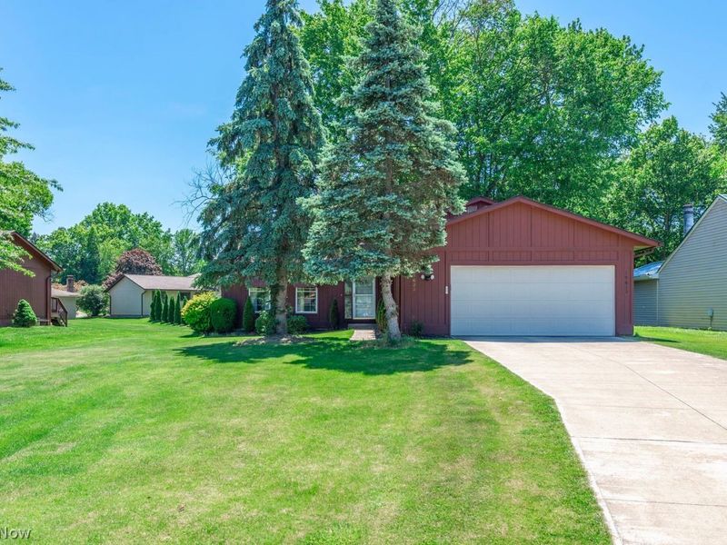 19622 Hunt Road , Strongsville, OH 44136 Photo 2