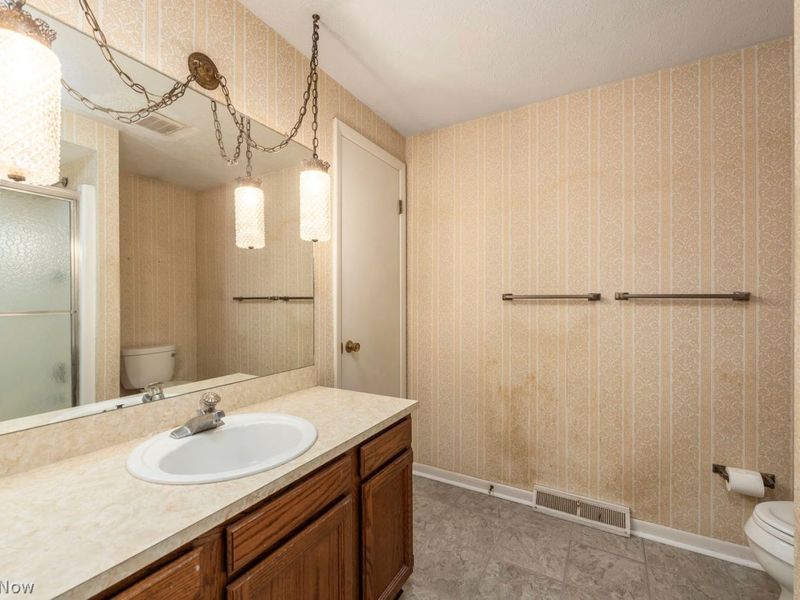 19622 Hunt Road , Strongsville, OH 44136 Photo 37
