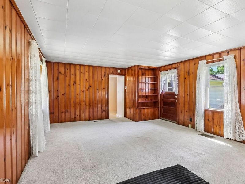 240 S Hickin Avenue , Rittman, OH 44270 Photo 10