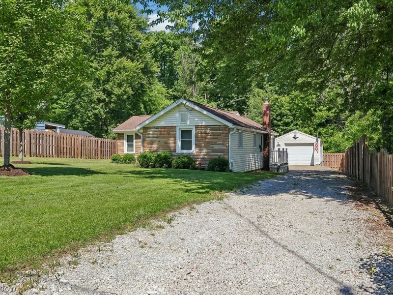 240 S Hickin Avenue , Rittman, OH 44270 Photo 3