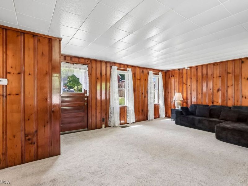 240 S Hickin Avenue , Rittman, OH 44270 Photo 9