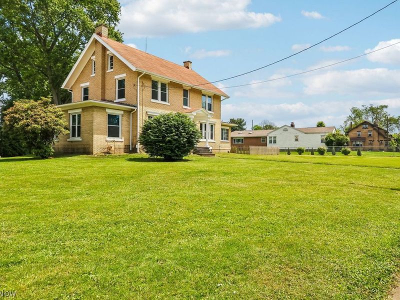 3405 Lincoln Street E, Canton, OH 44707 Photo 4
