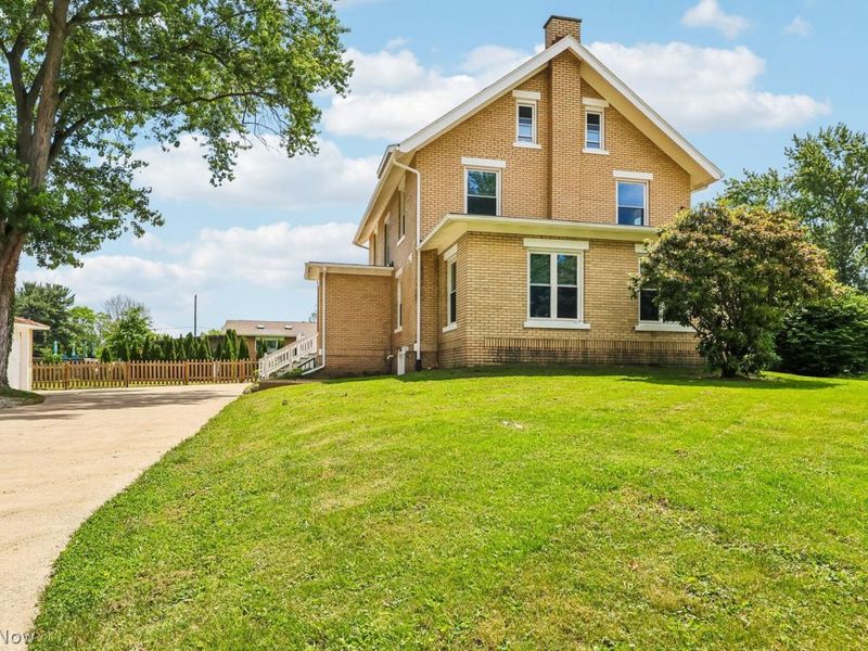 3405 Lincoln Street E, Canton, OH 44707 Photo 5