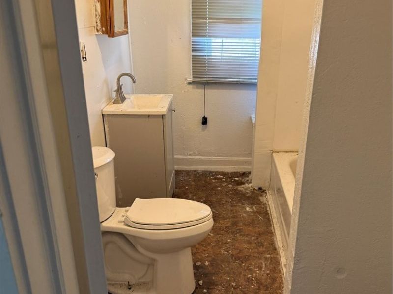 1711 Holyoke Avenue , East Cleveland, OH 44112 Photo 2