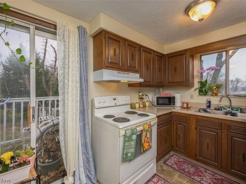 340 Locke Avenue NW, Massillon, OH 44646 Photo 8