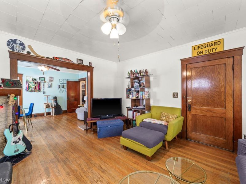 1334 W 104th Street , Cleveland, OH 44102 Photo 6
