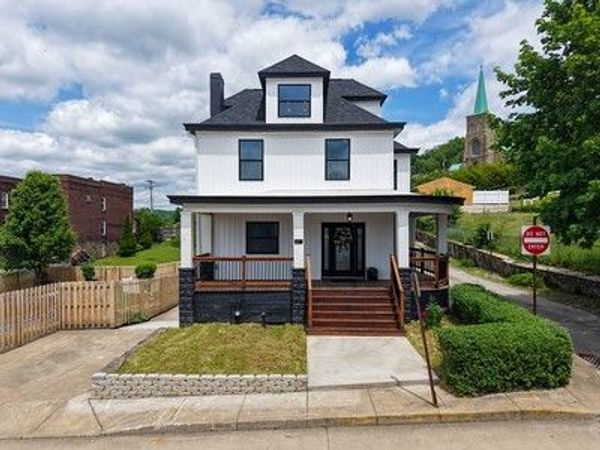 521 Spring St , Brownsville, PA 15417