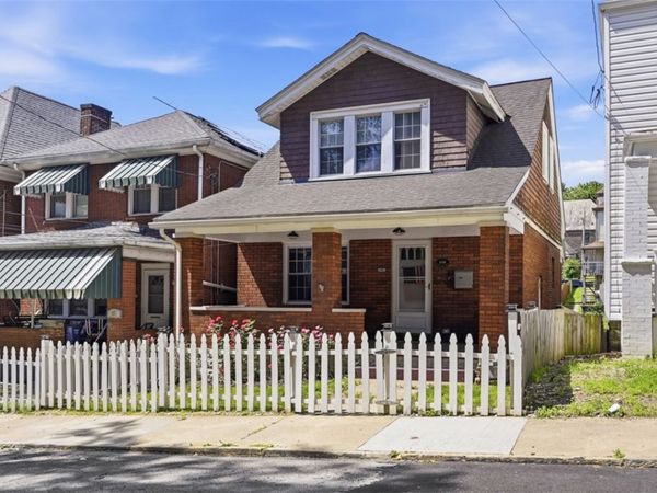 109 Clairtonica St , Pittsburgh, PA 15205