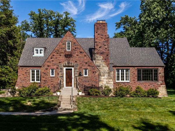 200 Navajo Road , Pittsburgh, PA 15241