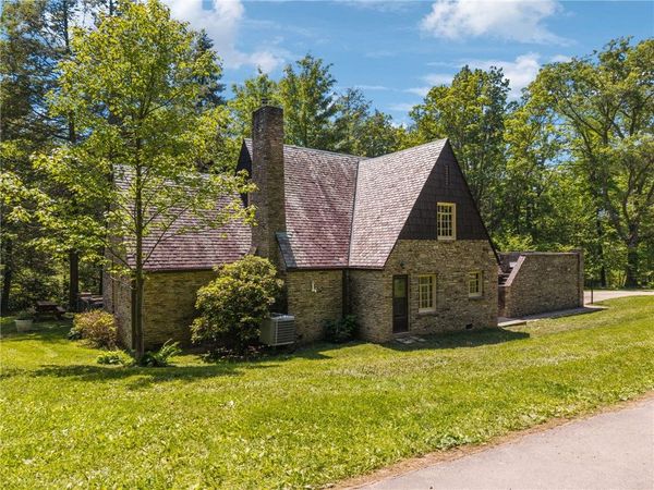 144 Furnace Run Lane , Laughlintown, PA 15655