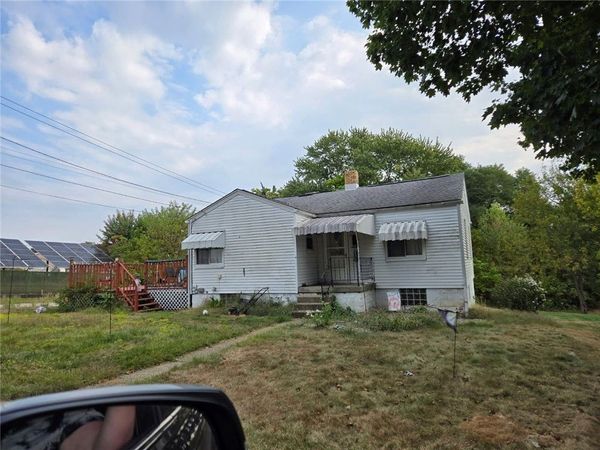 1113 Chestnut St , Monaca, PA 15061