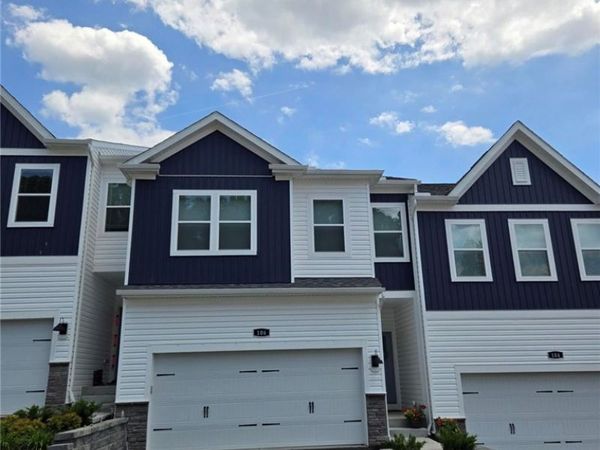 206 Paddock Lane, Harmony, PA 16037