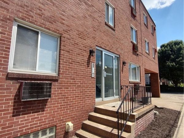 741 Washington Ave, Unit 3, Carnegie, PA 15106
