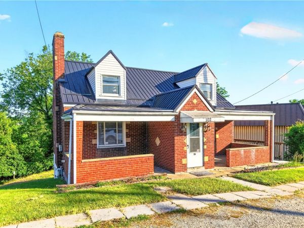 102 Payne Hill Rd, Clairton, PA 15025
