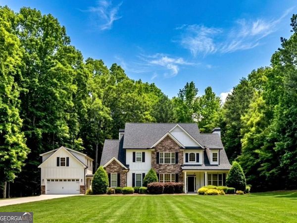 310 Persimmon Drive, Sharpsburg, GA 30277