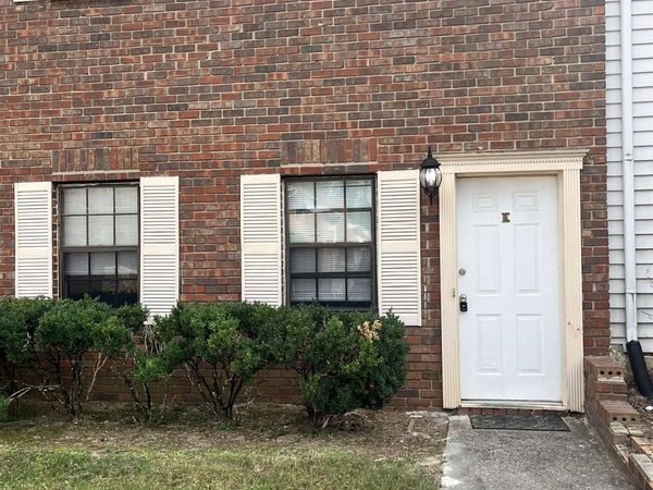 6354 Shannon Parkway, Unit 9E, Union City, GA 30291
