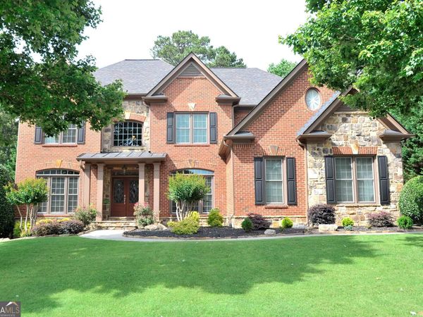 2570 Trailing Ivy Way, Buford, GA 30519
