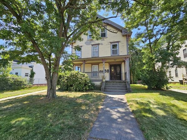 396 Chandler Street, Unit 4, Worcester, MA 01602