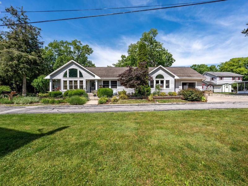 836 N Cedar Road, Port Clinton, OH 43452 Photo 1