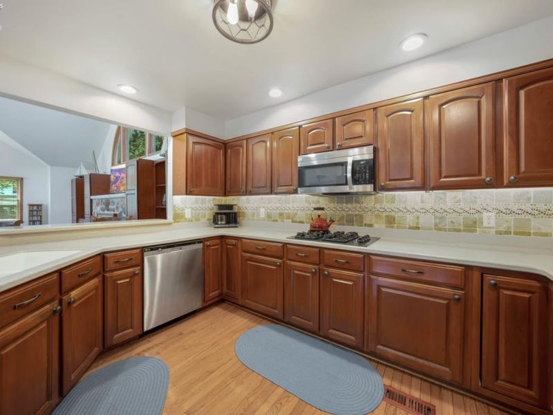 836 N Cedar Road, Port Clinton, OH 43452 Photo 13