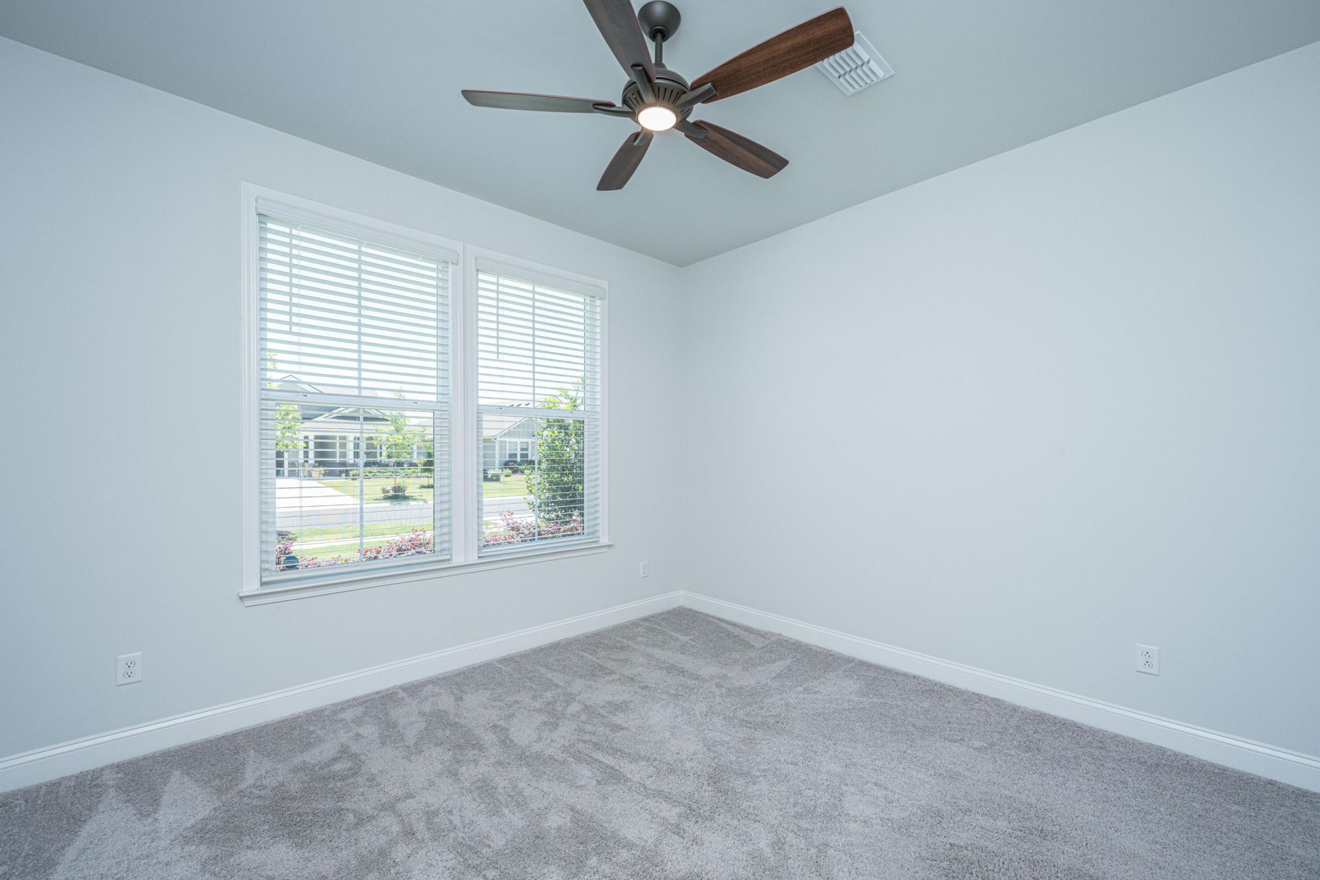 322 Autumn Azalea Way Photo 27